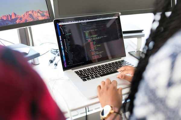 Python ou java : comment choisir la meilleure langue de programmation